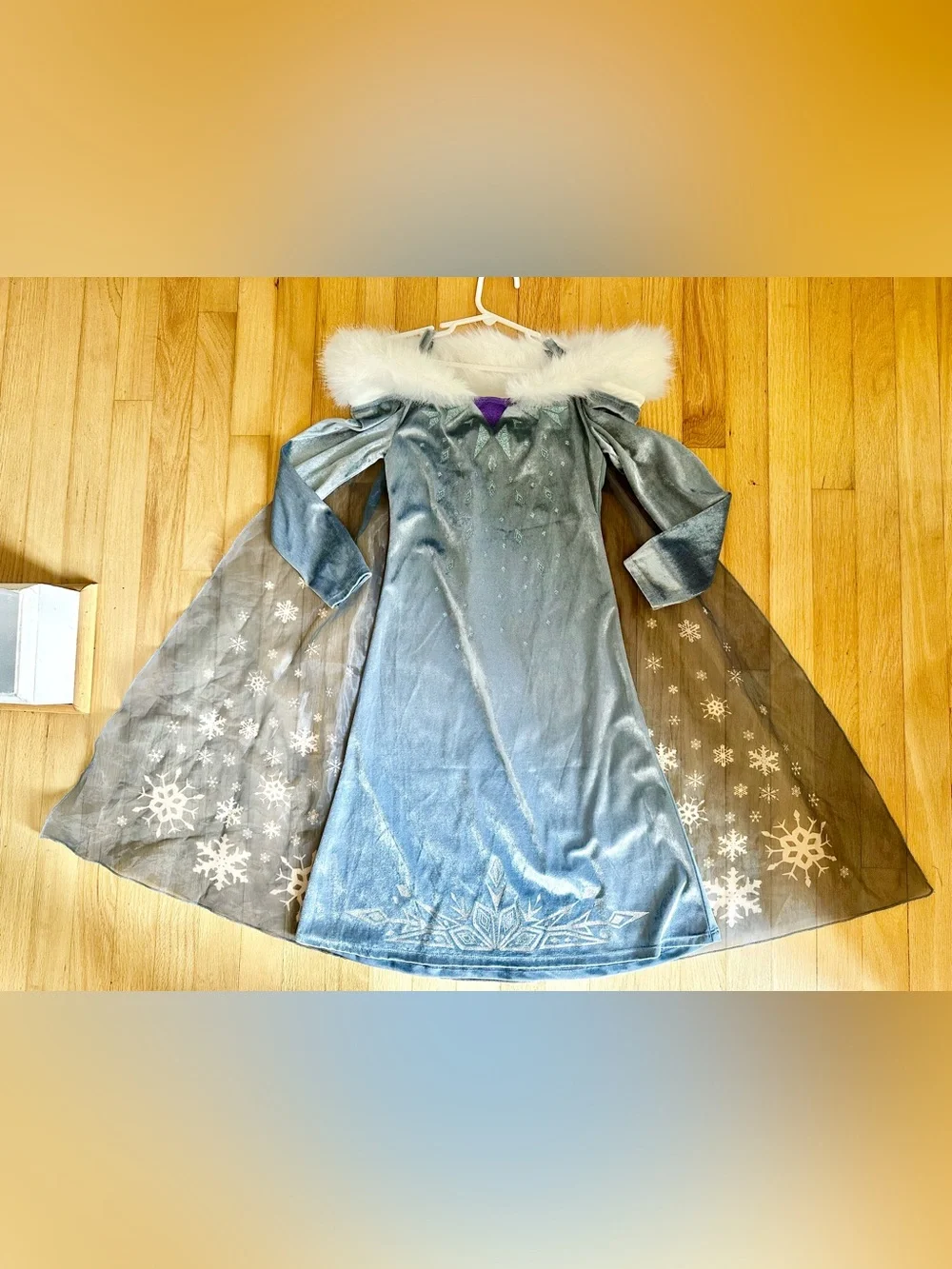 Girls H&M Disney Elsa frozen Ice Princess Dress with Fur Trim Sz 6/7 nwot